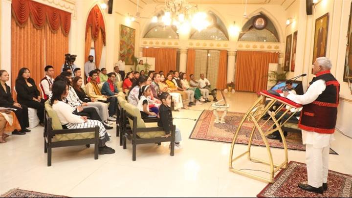 सांस्कृतिक विशिष्टताओं के साथ एक भारत-श्रेष्ठ भारत निर्माण में युवा योगदान दे : श्री मंगुभाई पटेल